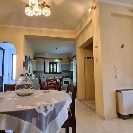 Luxurious Anastasia Zíria