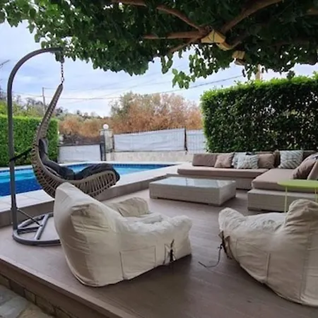 Anastasia فيلة *