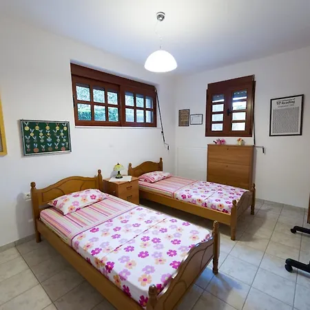 别墅 Luxurious Anastasia *