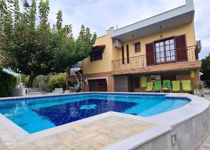 Вилла Luxurious Anastasia *