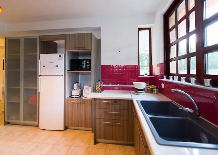 Luxurious Anastasia *