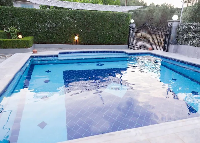 Luxurious Anastasia Villa Zíria